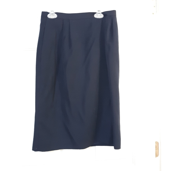 Cherry Red & Navy Suit Size 8 - Picture 5 of 8